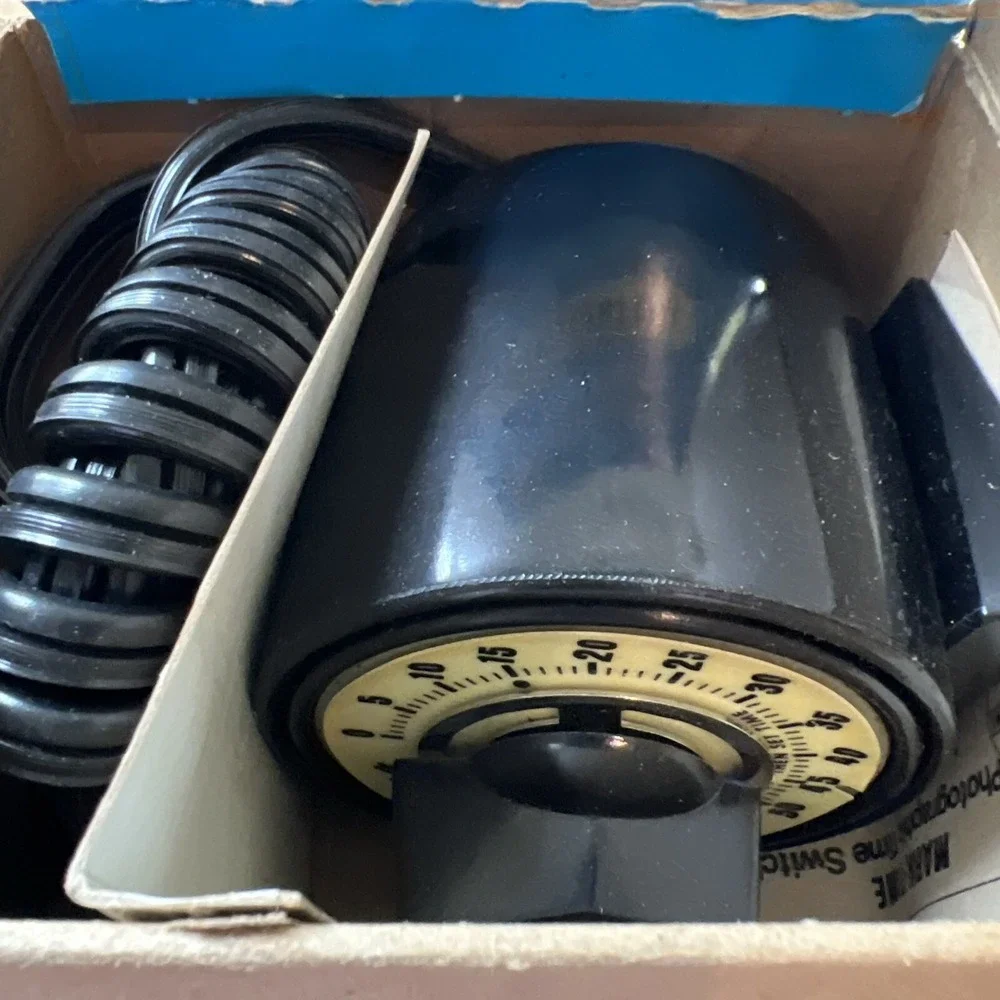 Mark-Time‎ Photographic Time Switch With Luminescent Dial - Vintage NOS